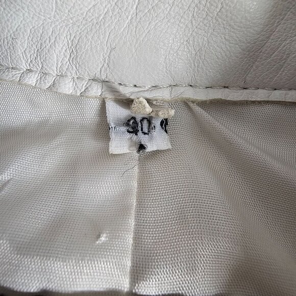 Vintage Italian White Leather Button-Up Jacket with Ruffles by Artico Womens XS - Picture 6 of 11
